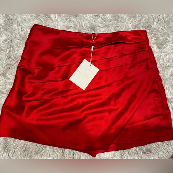 Brand NEW Vici Dolls Libby Satin Pleated Front Skort in Ruby Red (NWT) - Picture 6 of 7